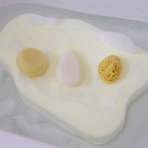 The Ellie-Fant Bath Foam Support with three sponges